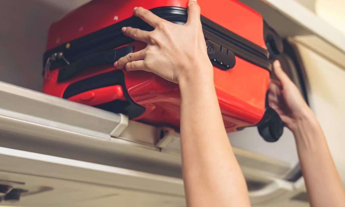 cosa mettere in valigia se viaggi in aereo